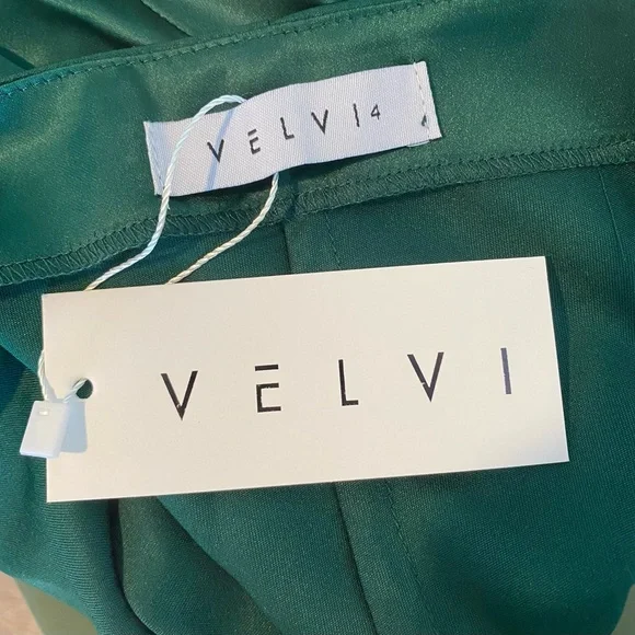 NWT Velvi aspen satin cowl neck midi cocktail homecoming event dress - Picture 6 of 7